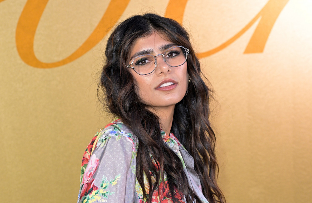 Mia Khalifa Video Sleeping - Mia Khalifa felt 'like a princess' at Paris Fashion Week | Entertainment |  yakimaherald.com